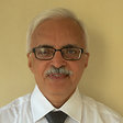 Dr. Umesh Khanna 